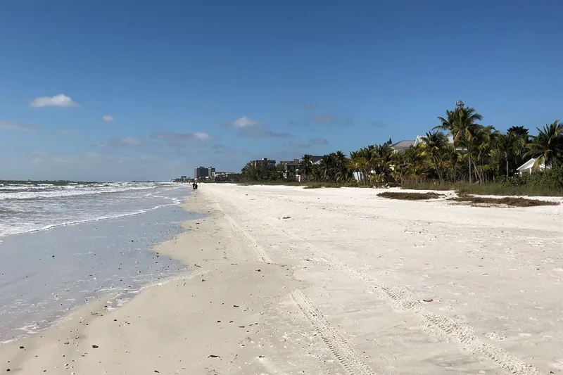 Fort Myers Beach shoreline on Estero Island